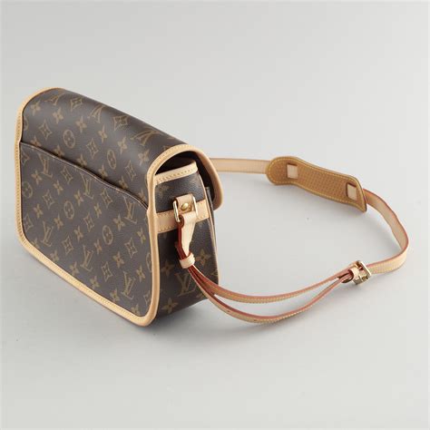 louis vuitton small crossbody purse.